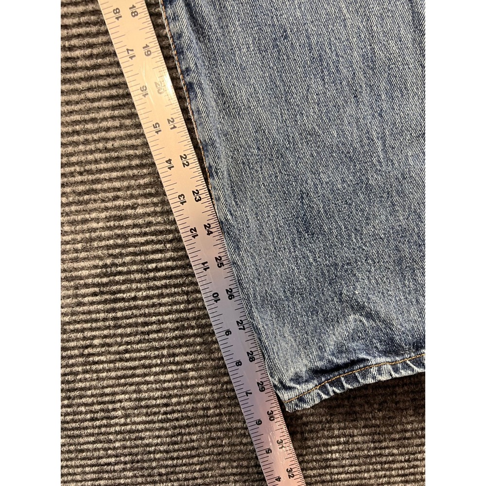 Levis 501 XX Original Fit Mens Jeans 33x32 Medium Wash Button Fly Straight Leg - Picture 4 of 10